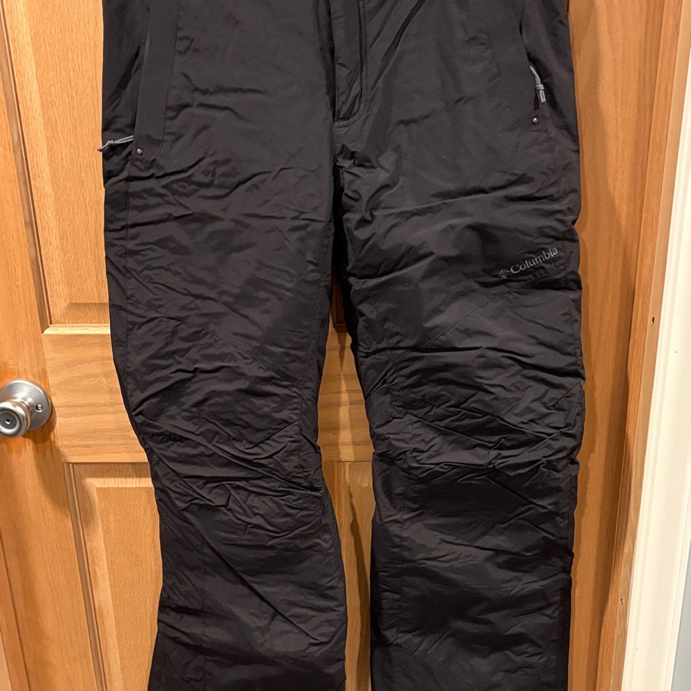 Columbia women's Black Snow pants NWOT size Lg